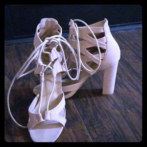Tan cutout shoes